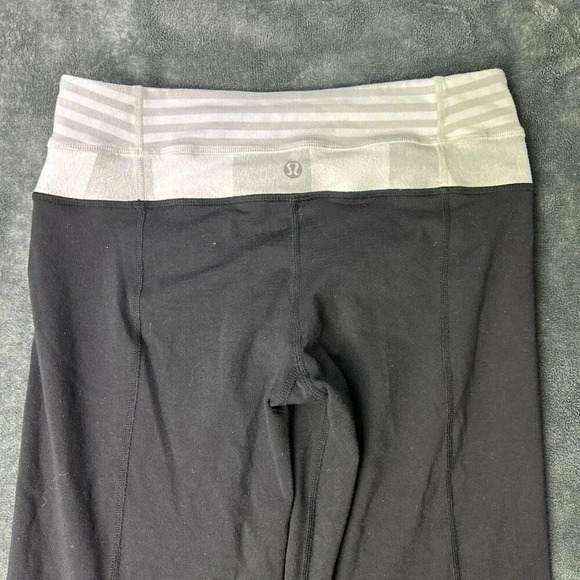 Lululemon Reversible Groove Crop Pant Black size 4 - Picture 7 of 12